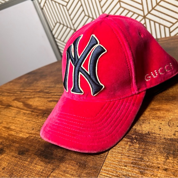 Gucci X Yankees MLB Pink Hat - Picture 4 of 8